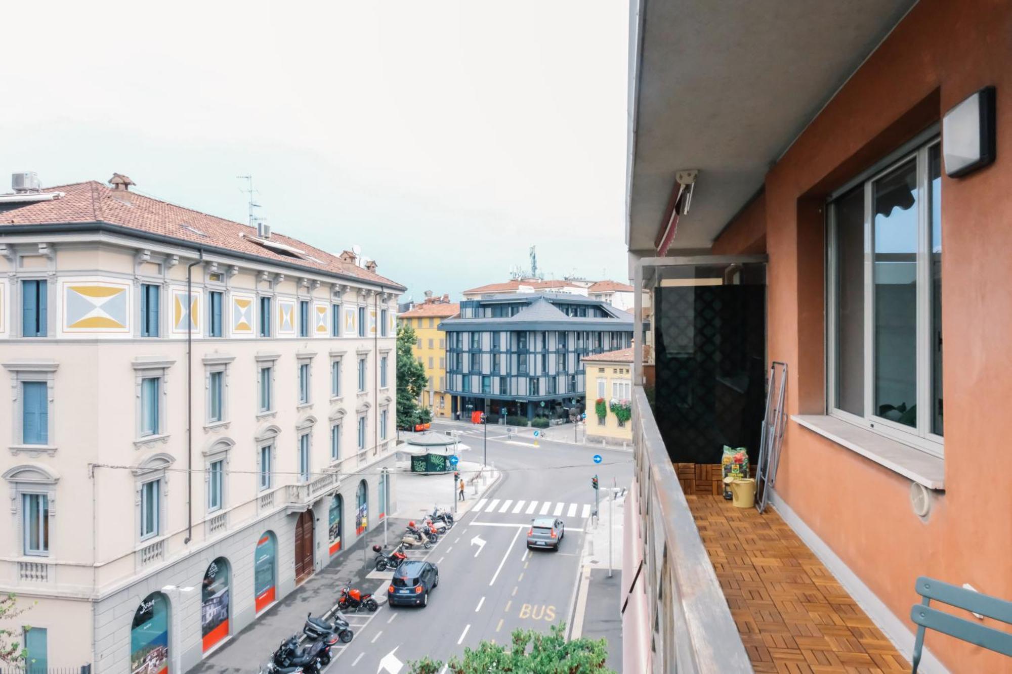 Flora Inn, Paglia 2 - Nel Cuore Del Centro Citta Bergamo Eksteriør bilde